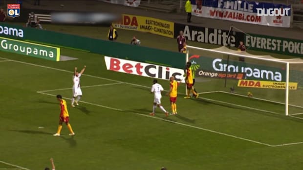 Lyon beat Lens 3-0 at Gerland